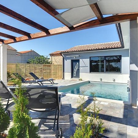 Villa Sunny Home ボドニャン エクステリア 写真