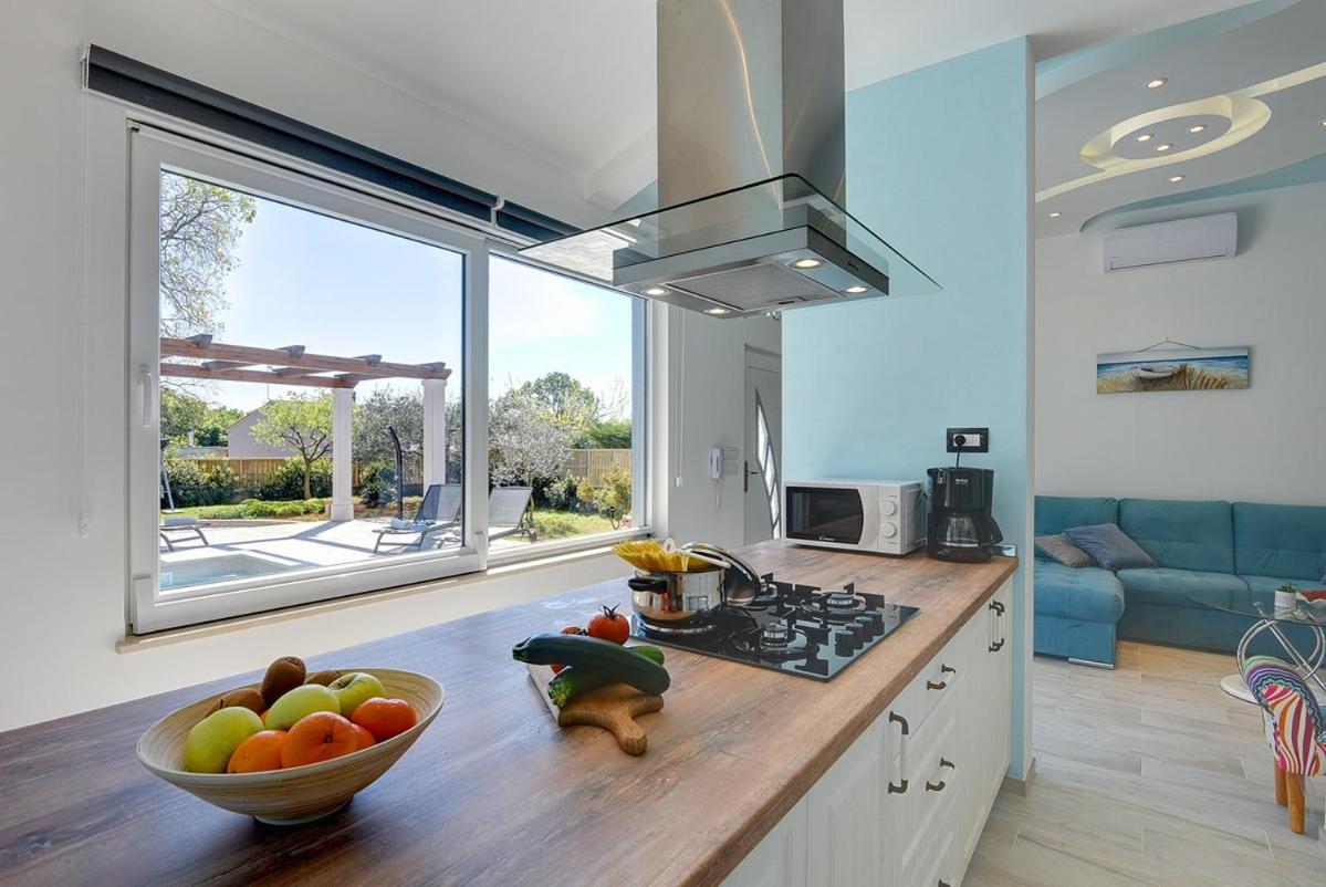 Villa Sunny Home ボドニャン エクステリア 写真